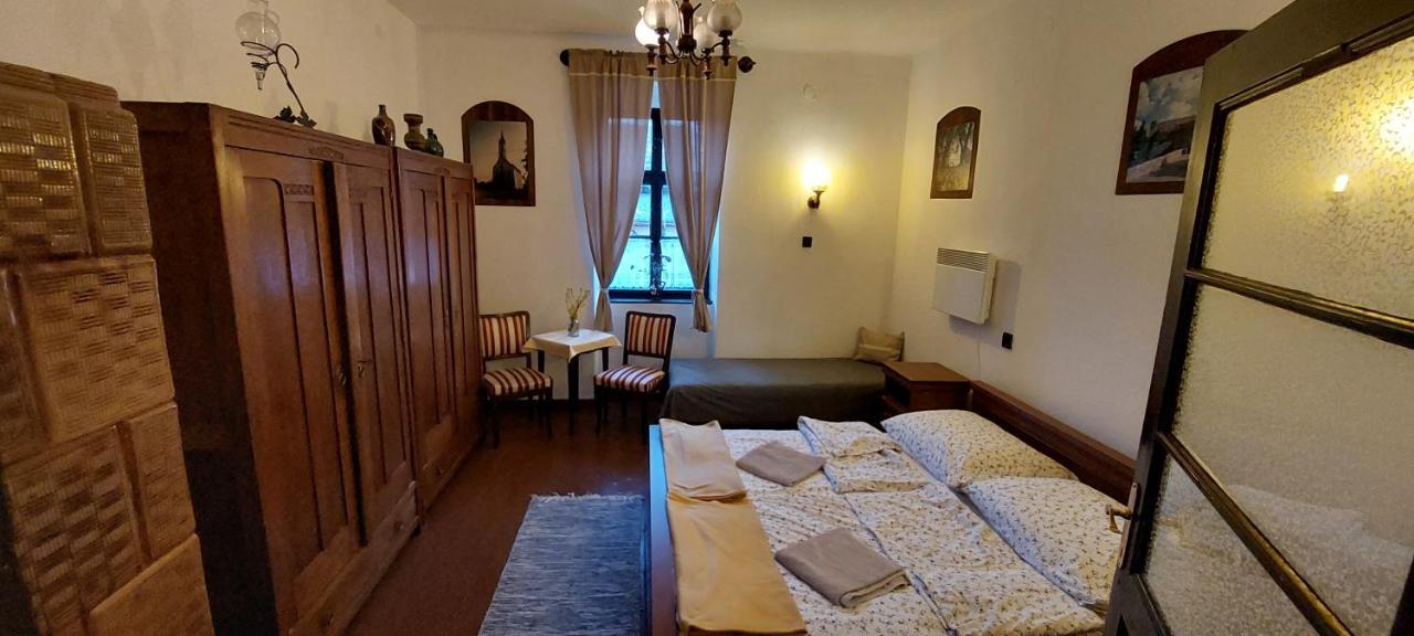 Kazmer Szallas - Gasthaus Varbalog Екстер'єр фото